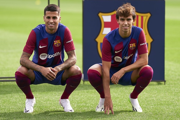 Siêu cò Jorge Mendes tiết lộ hai mục tiêu của Barcelona hè này - Bóng Đá