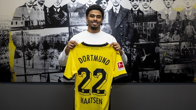 Young Chelsea star admits he wants to stay at Borussia Dortmund for a long time - Football