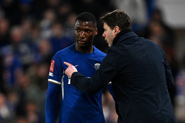 Chelsea bị Aston Villa cầm hòa 0-0 tại vòng 4 FA Cup.
