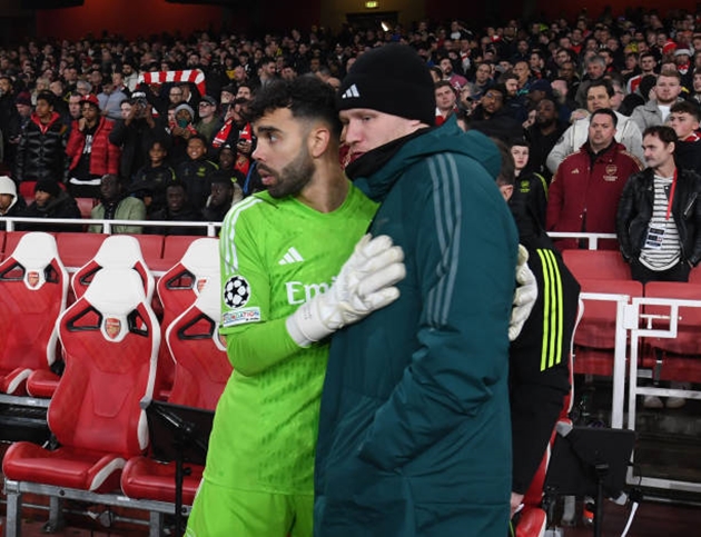 David Raya đã chính thức chiếm suất bắt chính trong khung gỗ Arsenal.