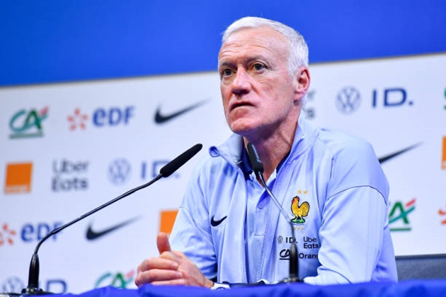 Didier Deschamps sẽ phải sớm đưa ra lựa chọn.