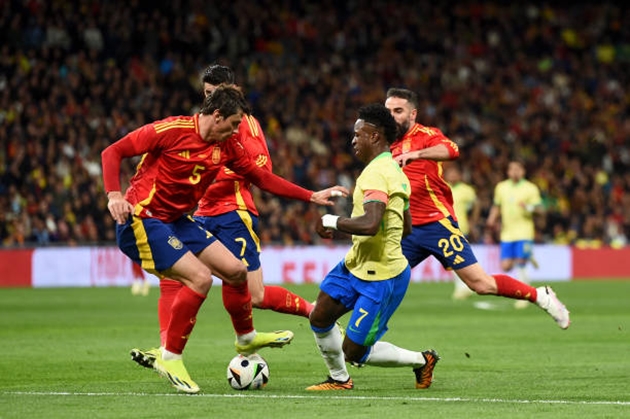 Rodri lập cú đúp trên chấm phạt đền, Tây Ban Nha nhọc nhằn đánh bại Brazil - Bóng Đá