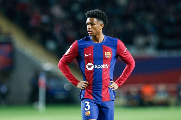 Ảnh bài viết Chelsea ra giá cho sao trẻ Barcelona