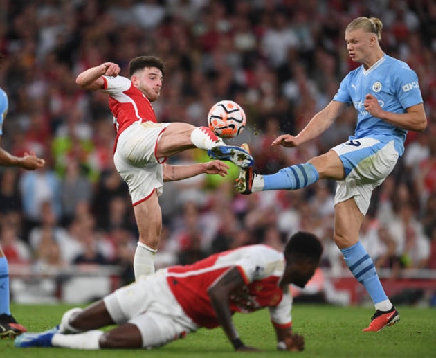 Huyền thoại Arsenal khen ngợi Declan Rice - Bóng Đá