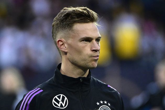 Ảnh bài viết Kimmich là lời giải thích đáng cho vị trí tiền vệ phòng ngự của Barcelona