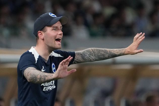Brighton hé lộ diện mạo mới đầy hứa hẹn dưới thời Hurzeler