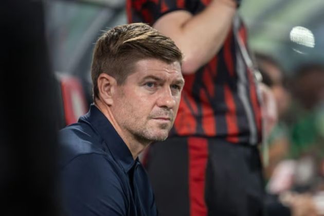 Từ ứng viên sáng giá cho ghế nóng Liverpool, Gerrard giờ ra sao?
