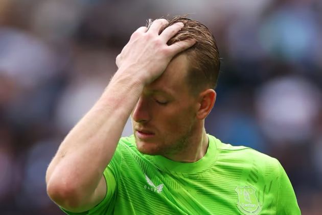 Tương lai mờ mịt của Everton