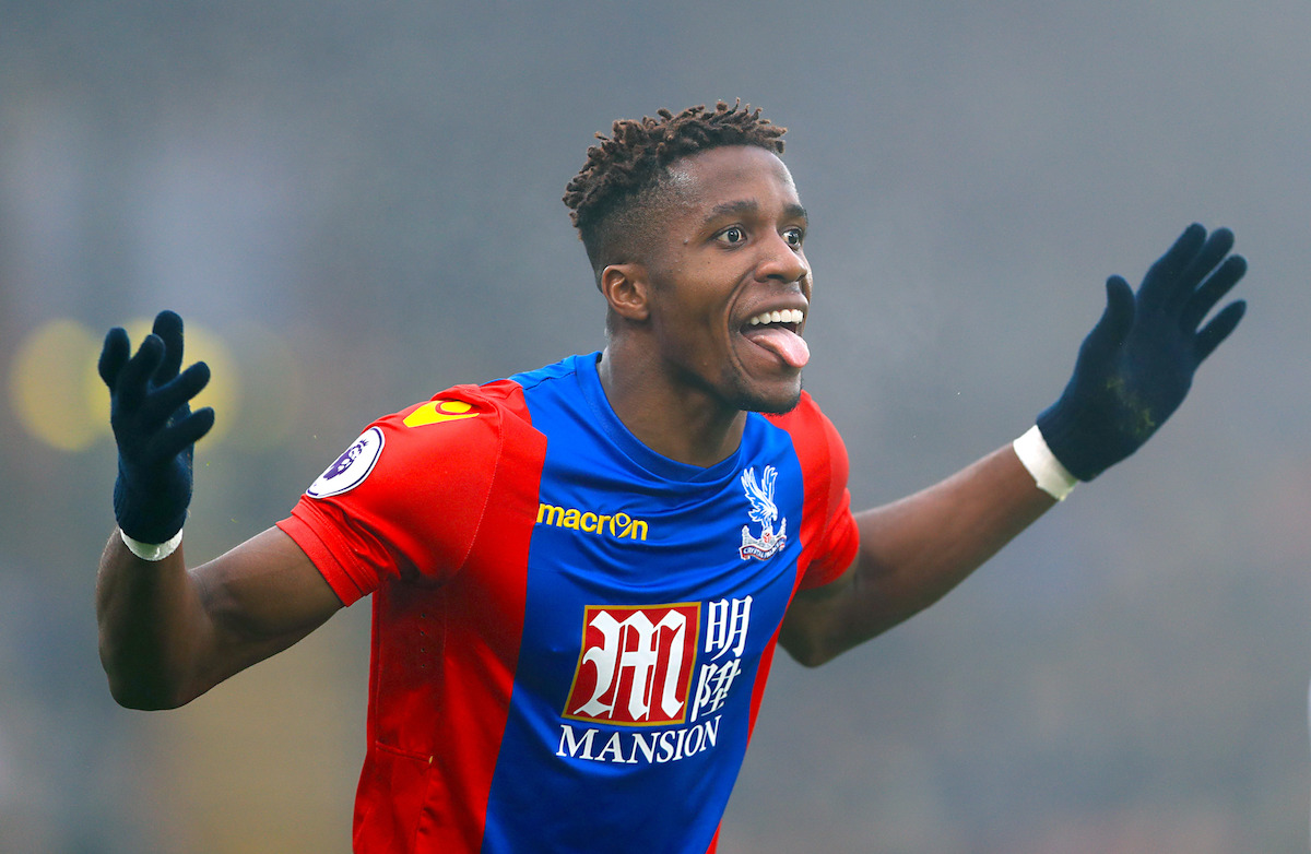 Ảnh bài viết Roy Hodgson: Wilfried Zaha có thể vượt mặt Hazard và Sanchez 
