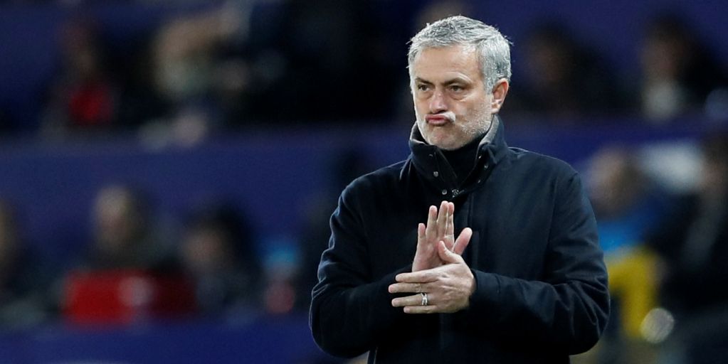Gary Neville đưa ra lời khuyên cực