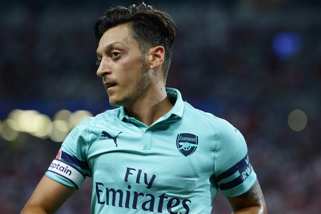 Mesut Ozil explains why Arsenal lost to Man City and Chelsea and how they've gone unbeaten since - Bóng Đá