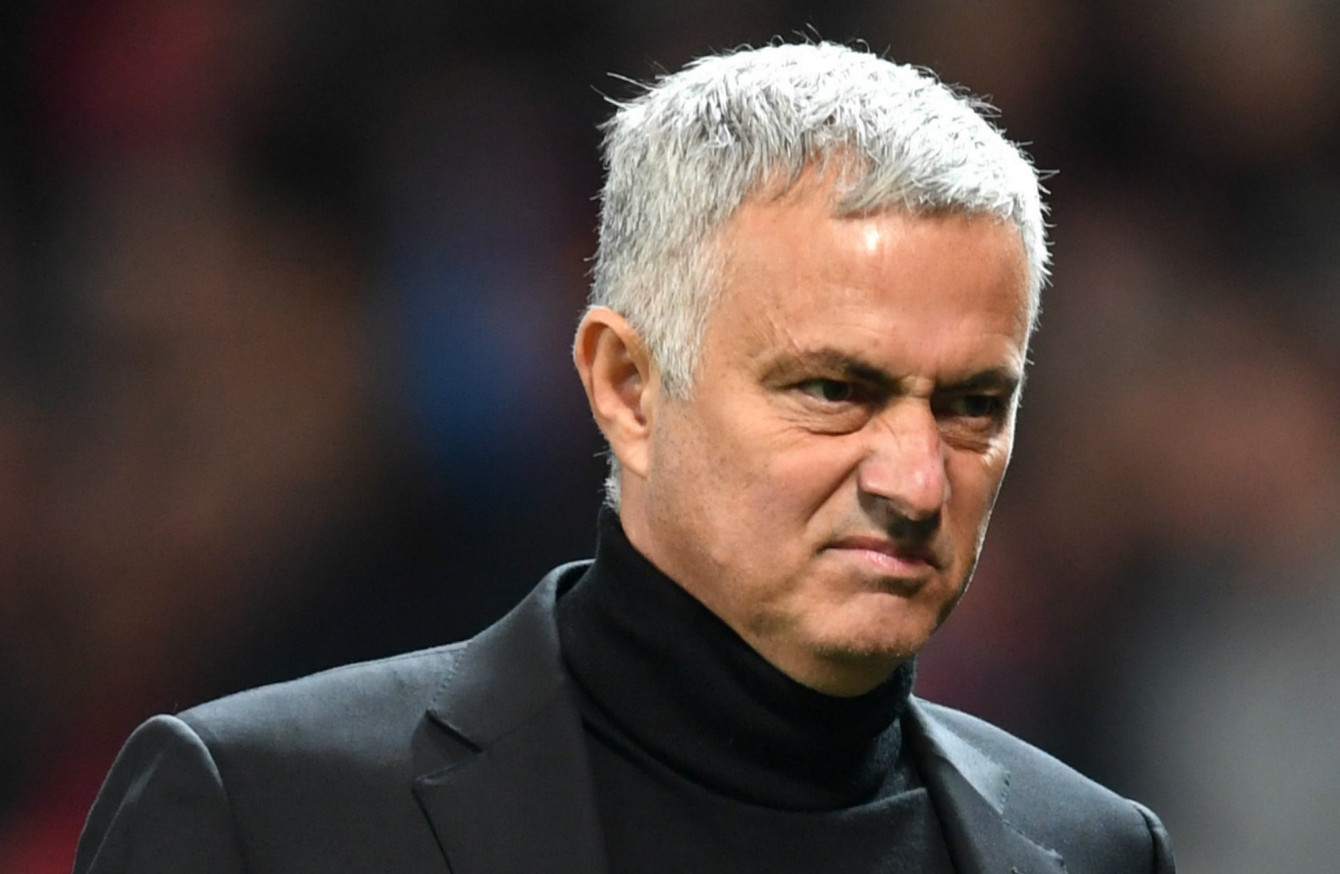 Mourinho: Only 'dishonest' players play poorly for managers they don't like - Bóng Đá
