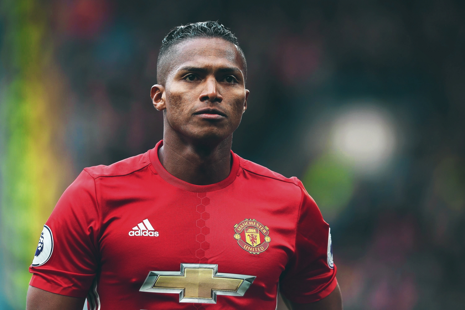Antonio Valencia angers fans by doing THIS after Champions League clash - Bóng Đá