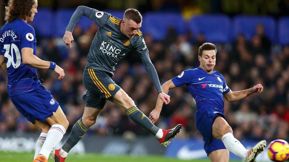 'We were a team in shock' - Maurizio Sarri furious by Chelsea's response to Leicester City goal - Bóng Đá