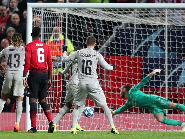  5 times when Man United’s superhuman star single-handedly saved the game including masterclass against Liverpool - Bóng Đá