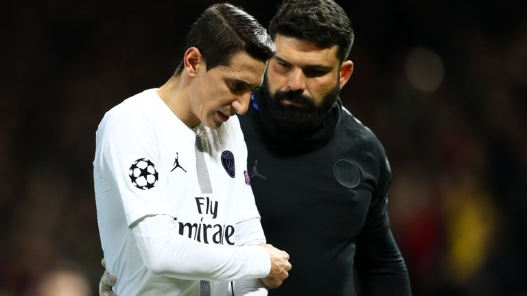 Man United may be punished by UEFA for failing to protect Angel Di Maria - Bóng Đá