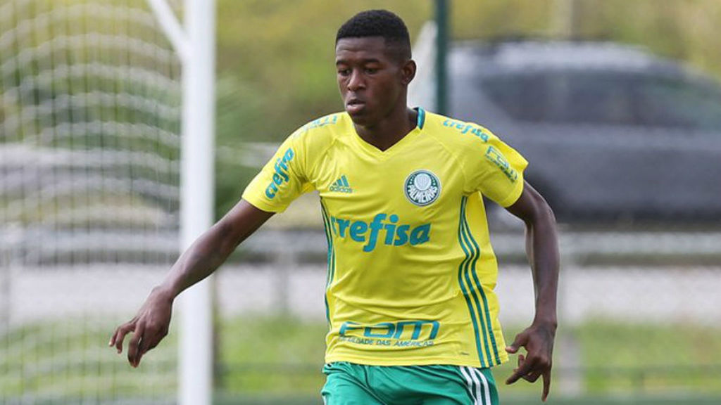 Barcelona close to signing teenage Brazilian defender and under-20 captain Vitao from Palmeiras - Bóng Đá