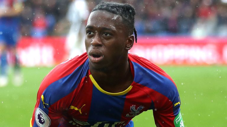 Arsenal ready to beat Manchester City and Chelsea to £40m Aaron Wan-Bissaka - Bóng Đá