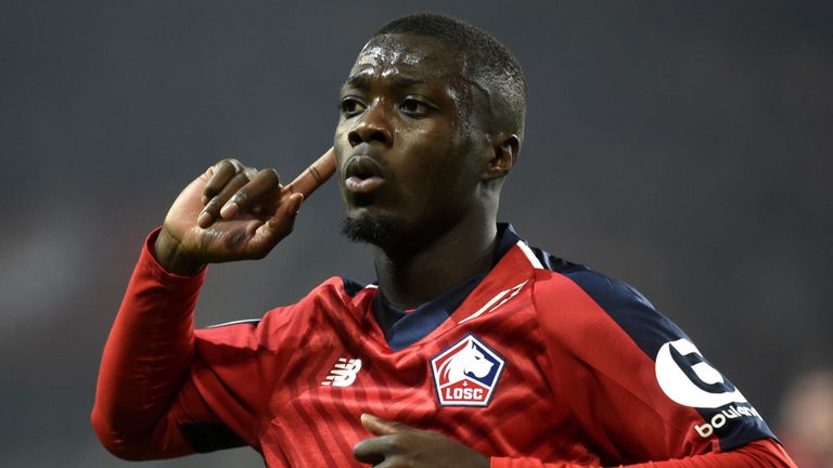 Lille manager sends Manchester United mixed message with cryptic Nicolas Pepe transfer comments - Bóng Đá