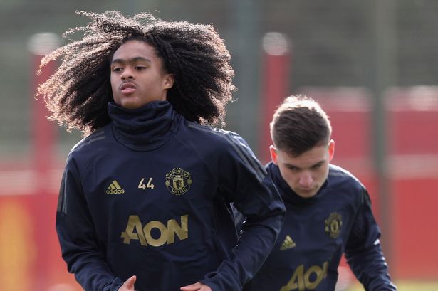 Tahith Chong opens up on Manchester United future - Bóng Đá