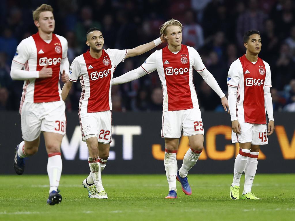 Ajax manager Erik ten Hag reveals he WARNED his stars about Tottenham comeback - Bóng Đá