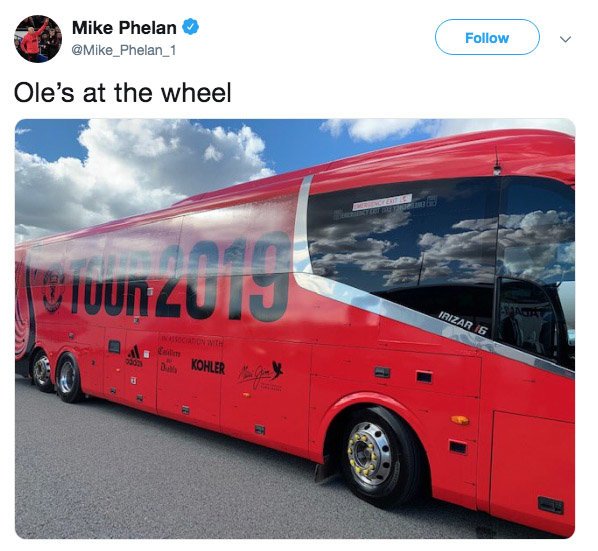 Man Utd fans fuming at Mike Phelan’s Ole Gunnar Solskjaer tweet - ‘Are you trolling?' - Bóng Đá