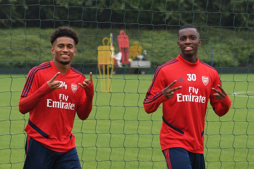 Arsenal fans go wild as Eddie Nketiah and Reiss Nelson fire England U21s to dramatic win - Bóng Đá