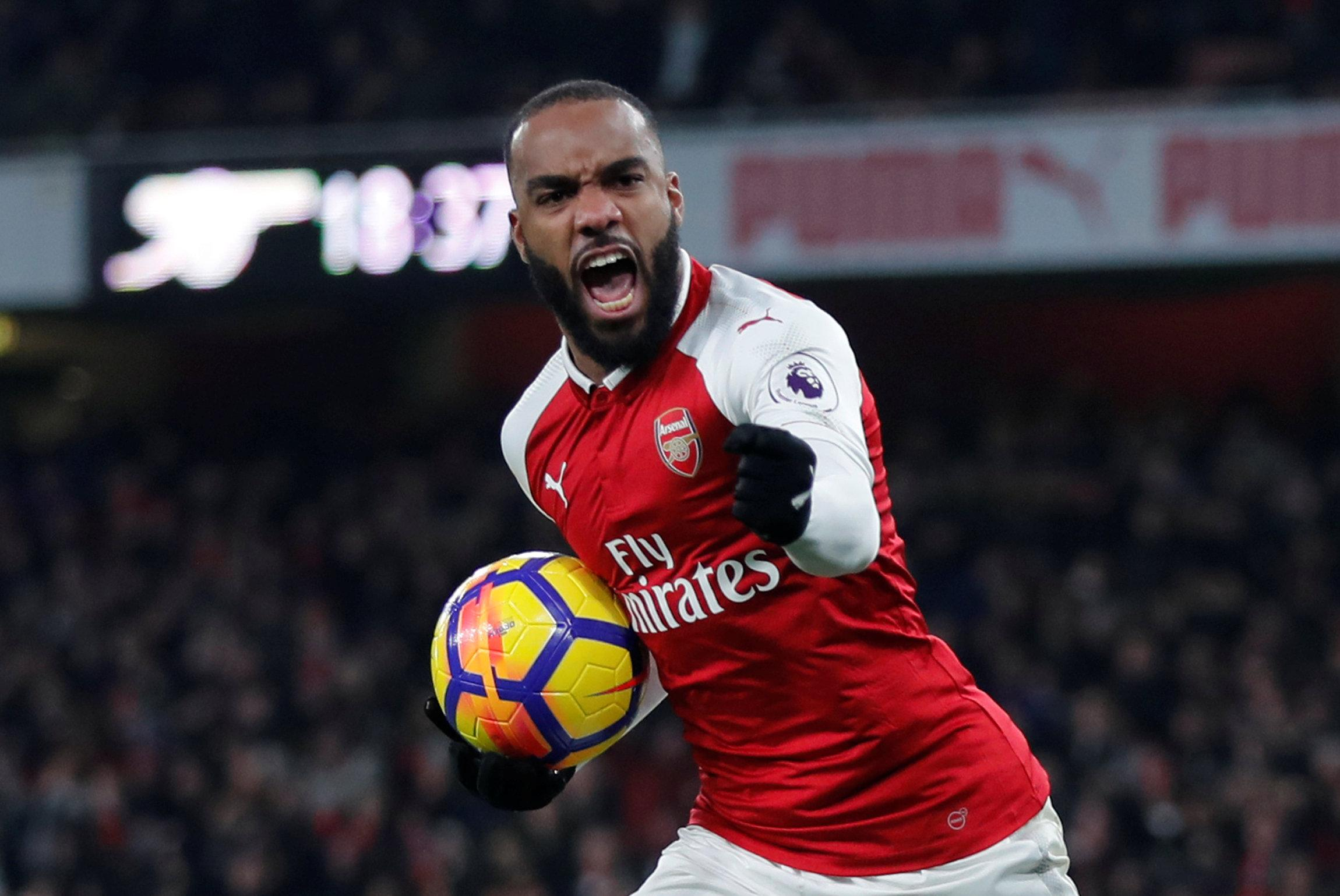 Pierre-Emerick Aubameyang and Alexandre Lacazette ready to quit Arsenal if not in top four - Bóng Đá