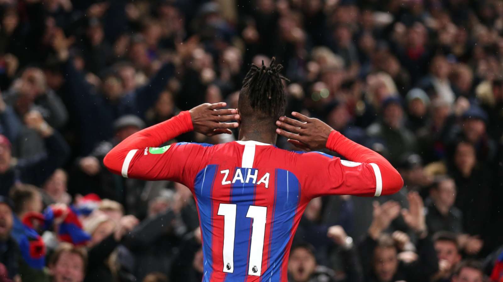  Chelsea urged to avoid Wilfried Zaha transfer for two reasons by Paul Merson - Bóng Đá