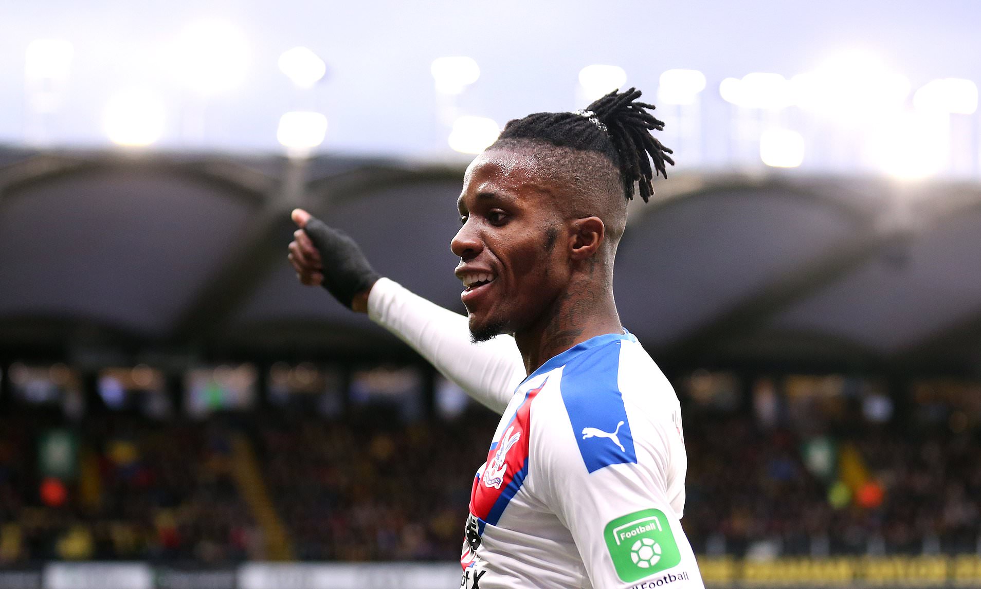  Chelsea urged to avoid Wilfried Zaha transfer for two reasons by Paul Merson - Bóng Đá