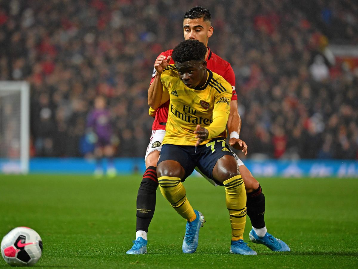 Arsenal's Bukayo Saka could become 8th player to swap Gunners for Man Utd - Bóng Đá