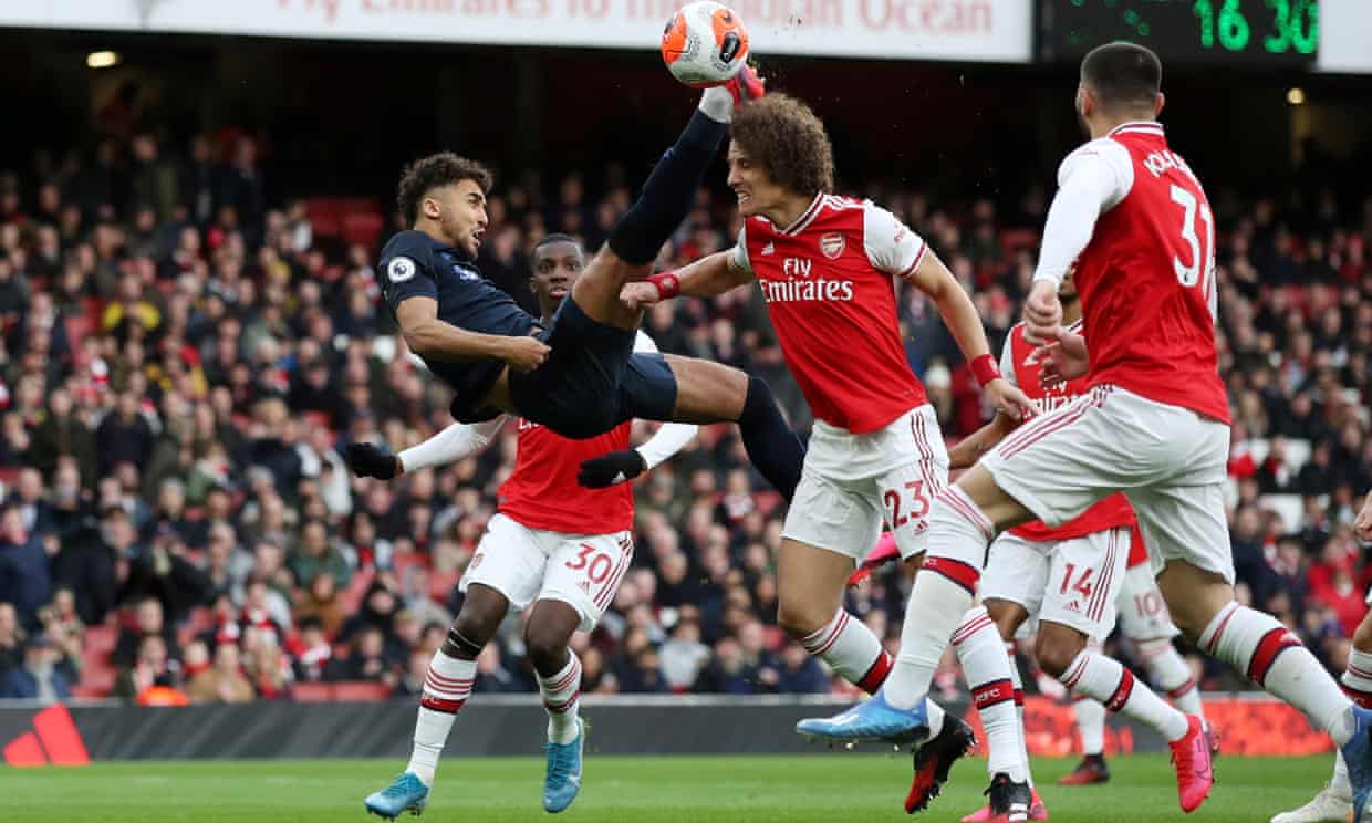 Pha lập công của Nketiah giống hệt bàn thắng cuối cùng của Henry cho Arsenal - Bóng Đá