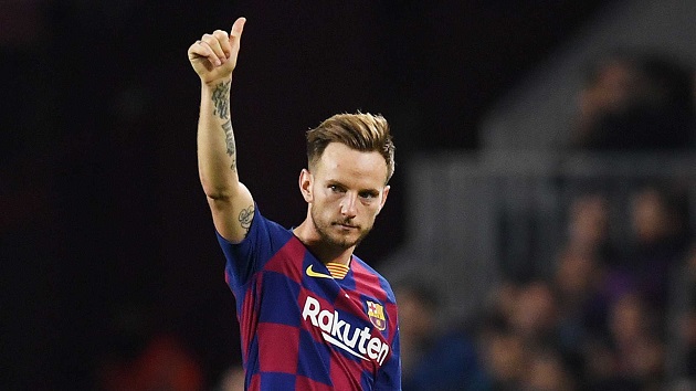 Rakitic stays positive while on quarantine: 'The best thing about it is the time I can spend with my family' - Bóng Đá
