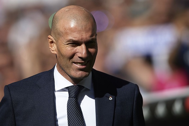 Zinedine Zidane reportedly breaks quarantine rules in Spain, faces fine of €1,500 - Bóng Đá