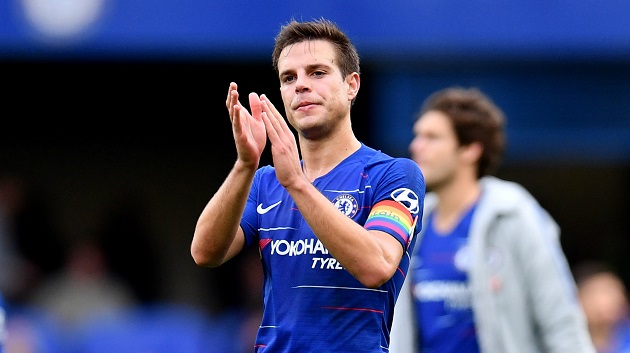 Cesar Azpilicueta trải lòng về việc làm học trò của Lampard