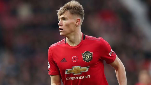 Dimitar Berbatov explains what McTominay must do to win back starting role at United - Bóng Đá