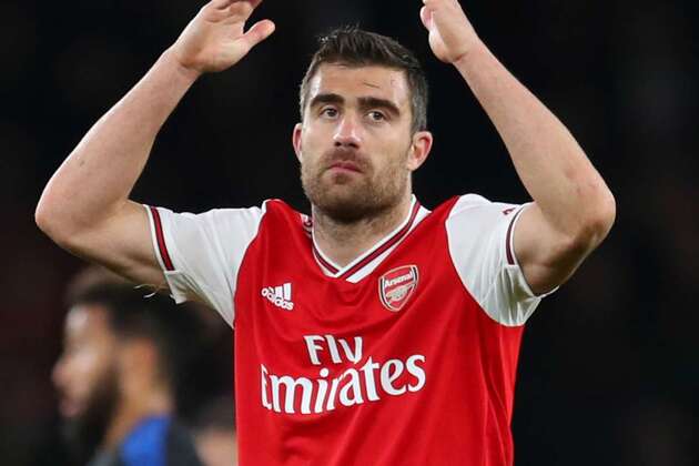 Sokratis' squad omission has largely gone unnoticed - yet it is in a way more brutal than Ozil's - Bóng Đá