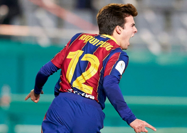 Riqui Puig được mệnh danh là 'tiểu Iniesta', và là cái tên rất được các cule yêu mến.