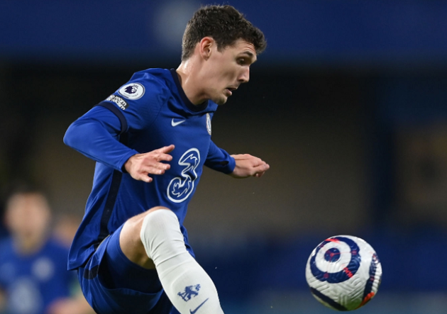 Andreas Christensen, Kurt Zouma, Antonio Rudiger, Cesar Azpilicueta, tất cả đều đang trình diễn thứ bóng đá ở đẳng cấp cực cao khi được làm việc cùng ông thầy người Đức.