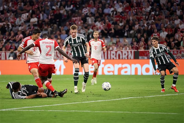 3 điều Erik Ten Hag cần phải thay đổi ngay sau trận thua trước Bayern  - Bóng Đá