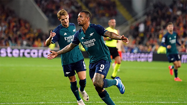 Gabriel Jesus ghi bàn duy nhất cho Arsenal trong trận thua trước Lens.