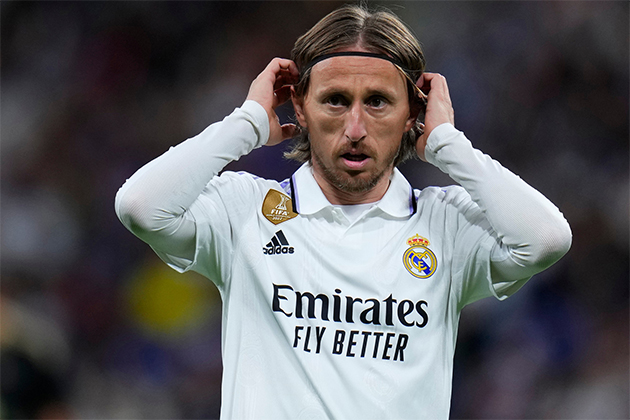 Luka Modric vẫn ra sân thi đấu đều đặn cho Real Madrid.