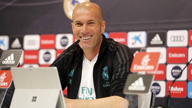 Zidane sẽ không đổi Ronaldo lấy Salah - Bóng Đá