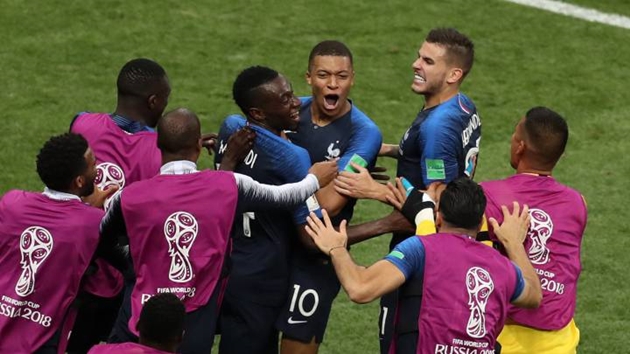 Gary Neville nhận định thế nào về chức vô địch của tuyển Pháp? - Bóng Đá