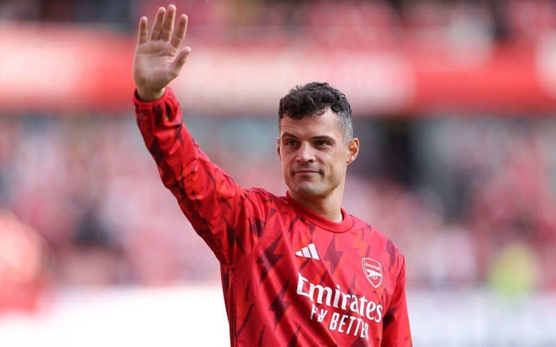 Xhaka hết lòng ủng hộ Arsenal.