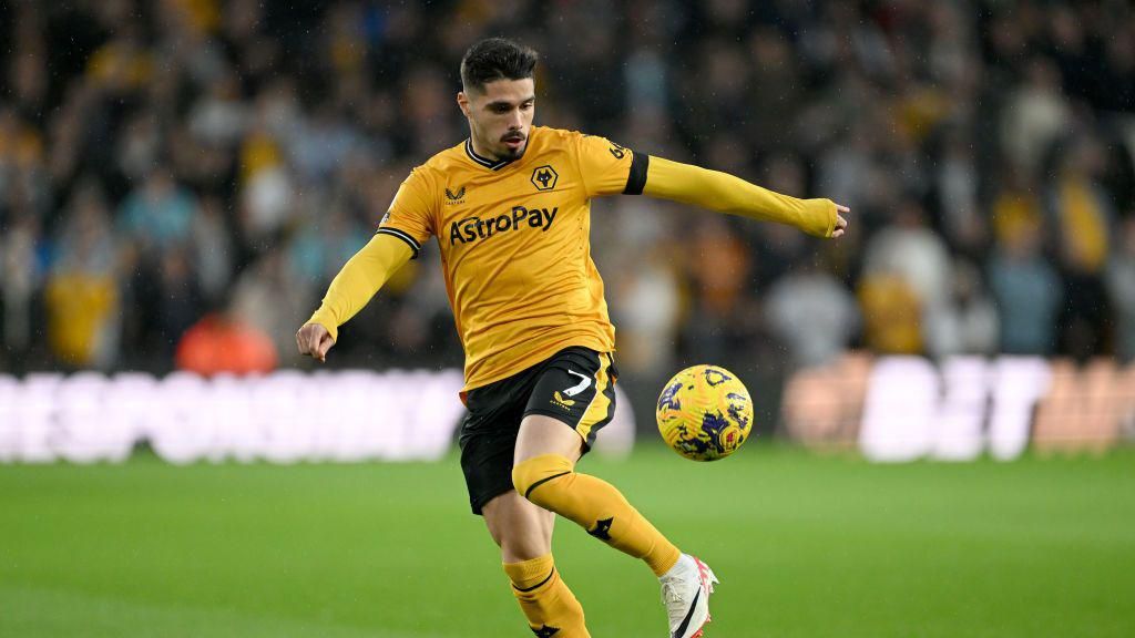 Wolverhampton Wanderers 'will not sell Arsenal-linked Pedro Neto in January' - Bóng Đá