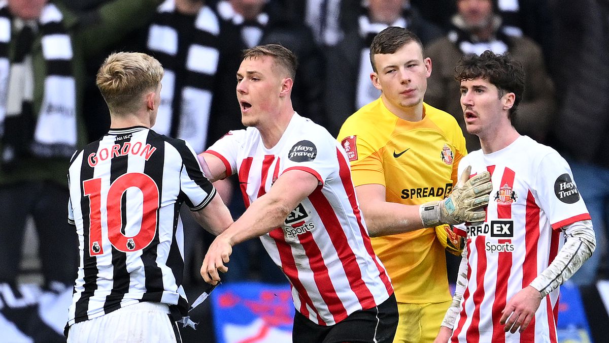 Tính chất cặp đấu giữa Newcastle và Sunderland đã vượt qua khuôn khổ của 1 trận bóng đá.