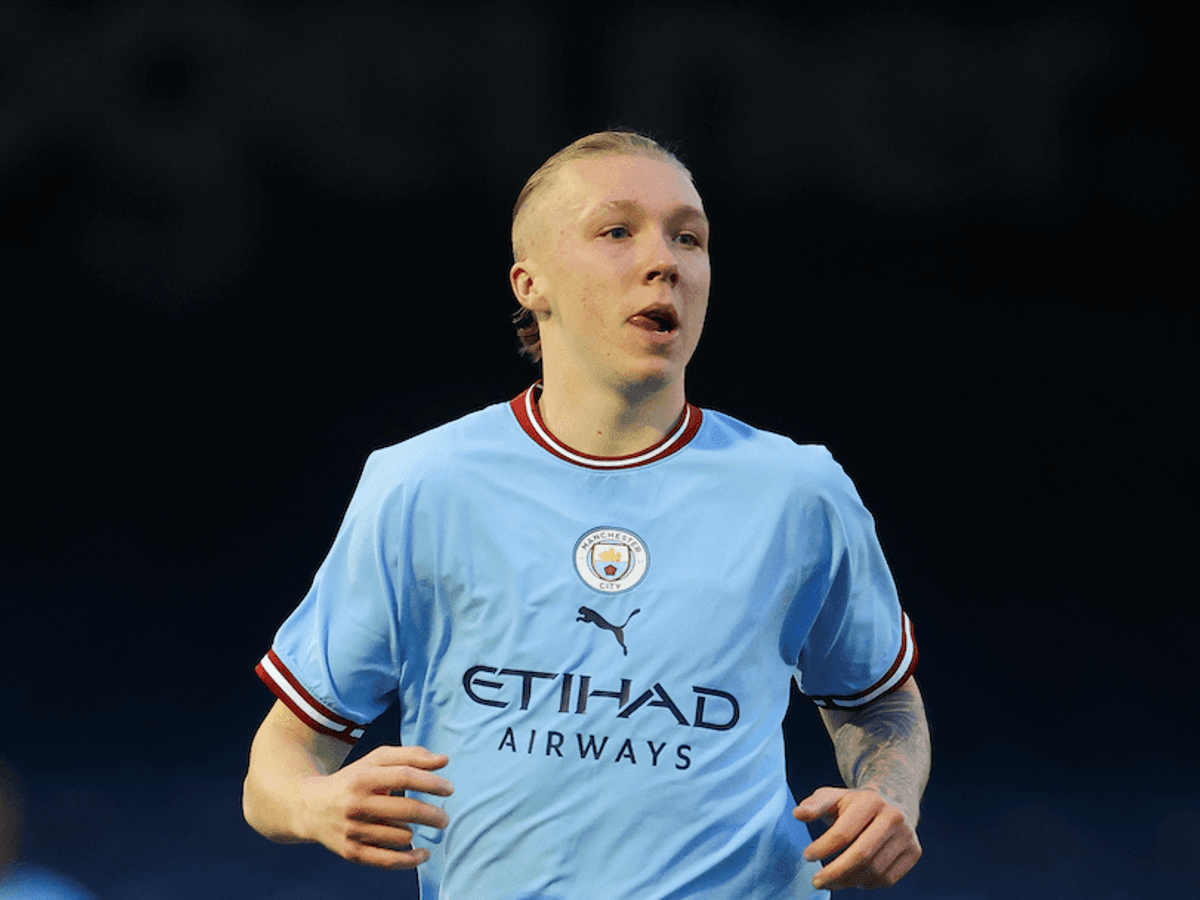 Newcastle chuẩn bị có được chữ ký của Harrison.