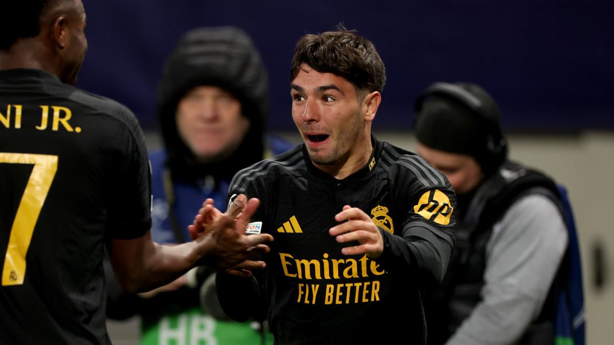 Diaz giúp Real đánh bại Leipzig rạng sáng nay.