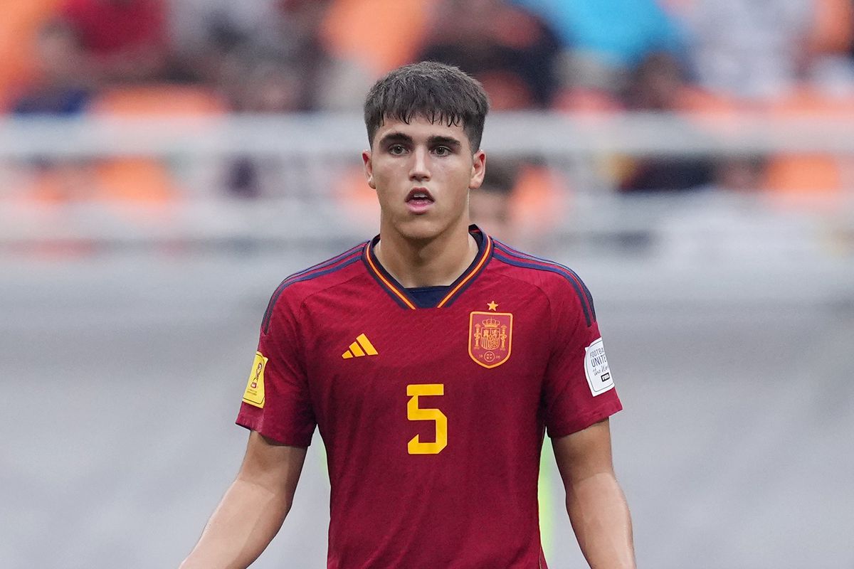 Barcelona’s latest breakthrough academy ace could earn Spain call-up – report - Bóng Đá